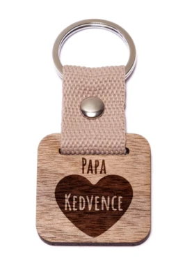 Papa kedvence fa kulcstartó